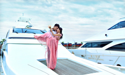 【上海-zh】十指扣婚紗攝影《游艇婚紗照》3【1.2折】_上海攝影寫真團購_360團購導航